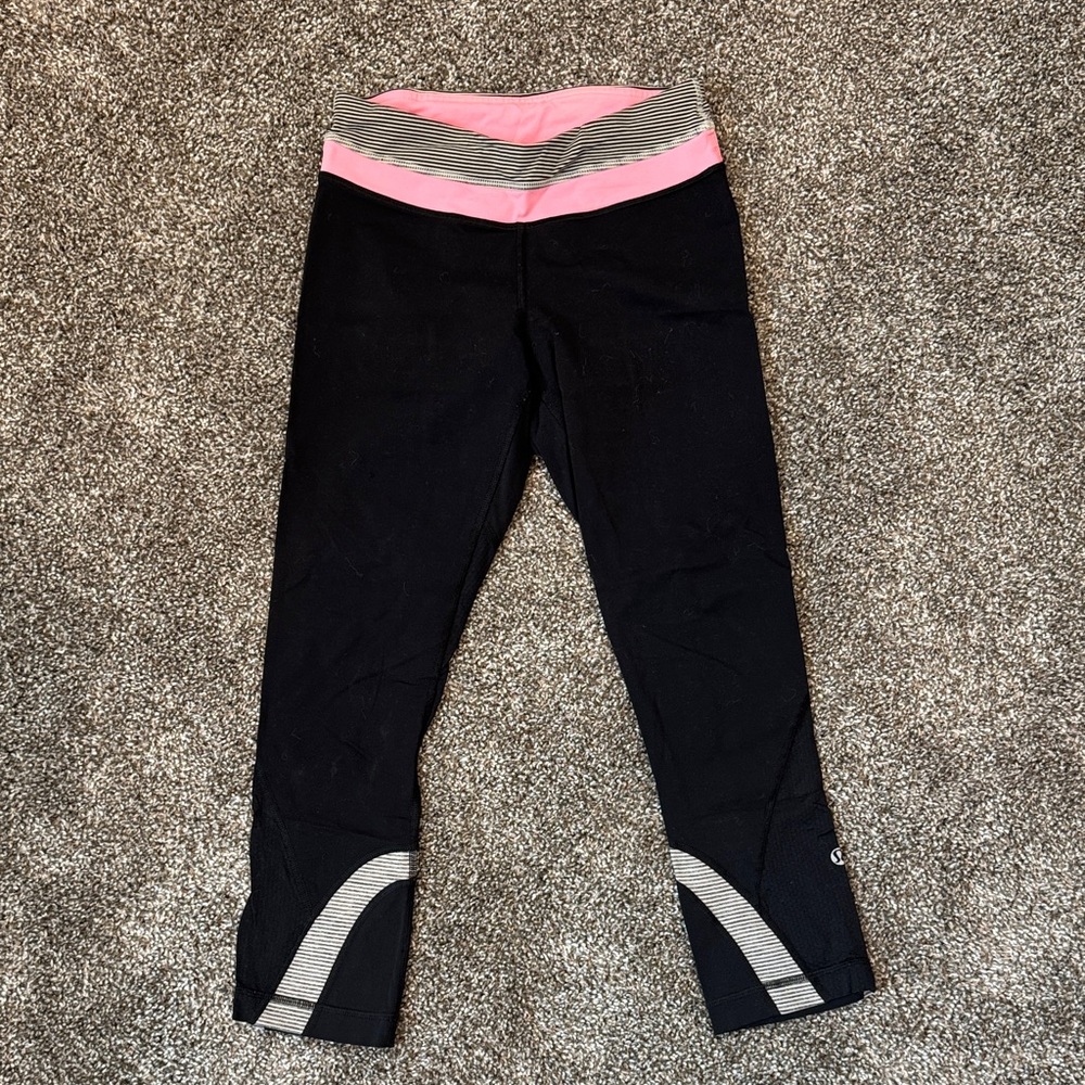 Lululemon Black and Pink Cropped Leggings